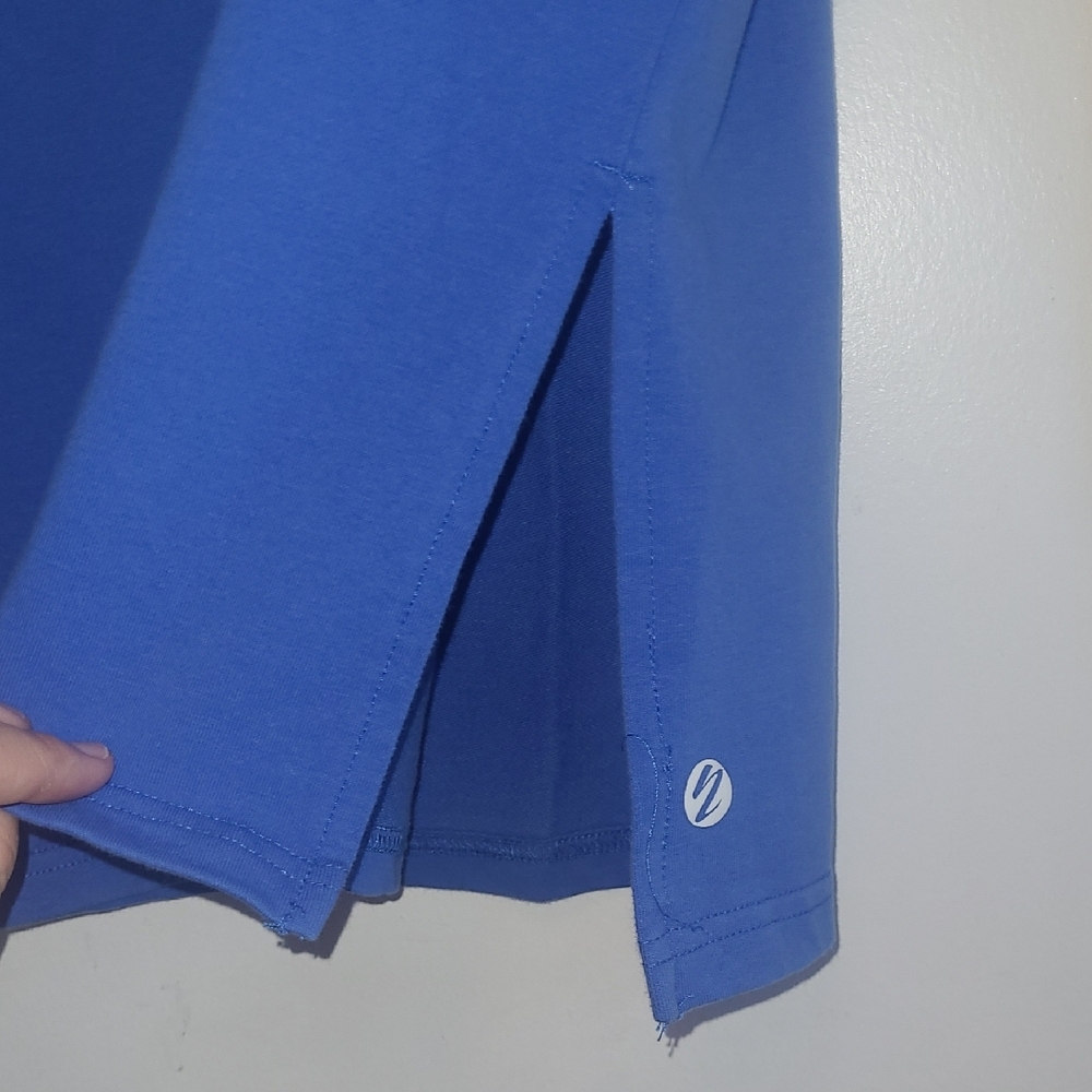 Colorblock Crewneck Top - Picture 3 of 5